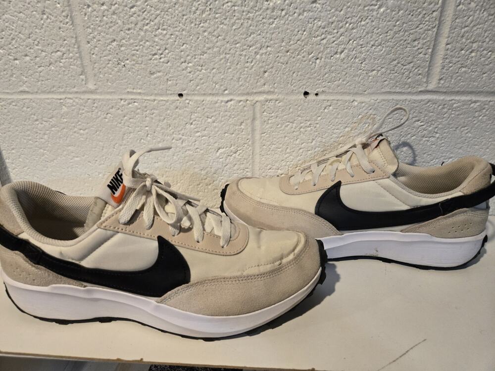 Nike Waffle Debut Beige Womens Size 11.5 Used Good Condition